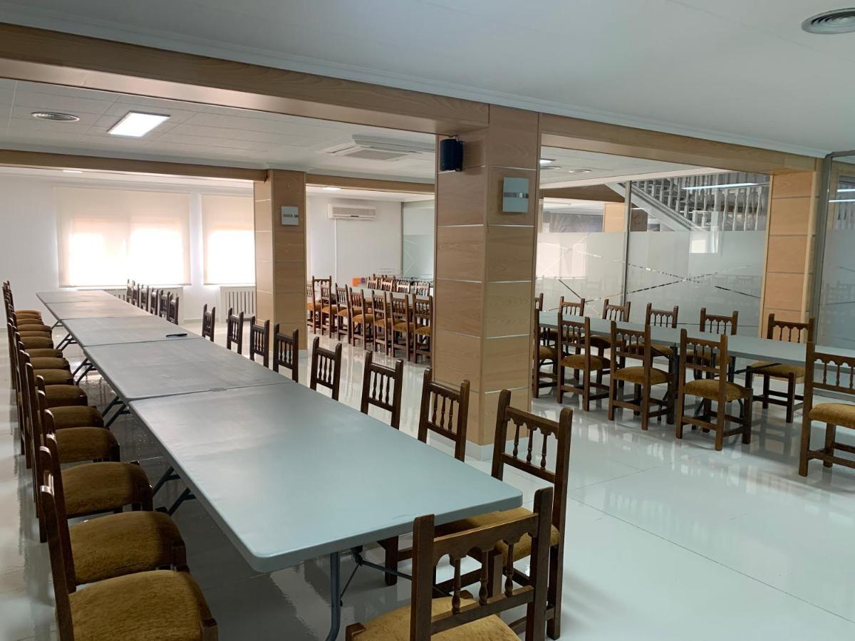 Hostal La Paz Ossa de Montiel Buitenkant foto