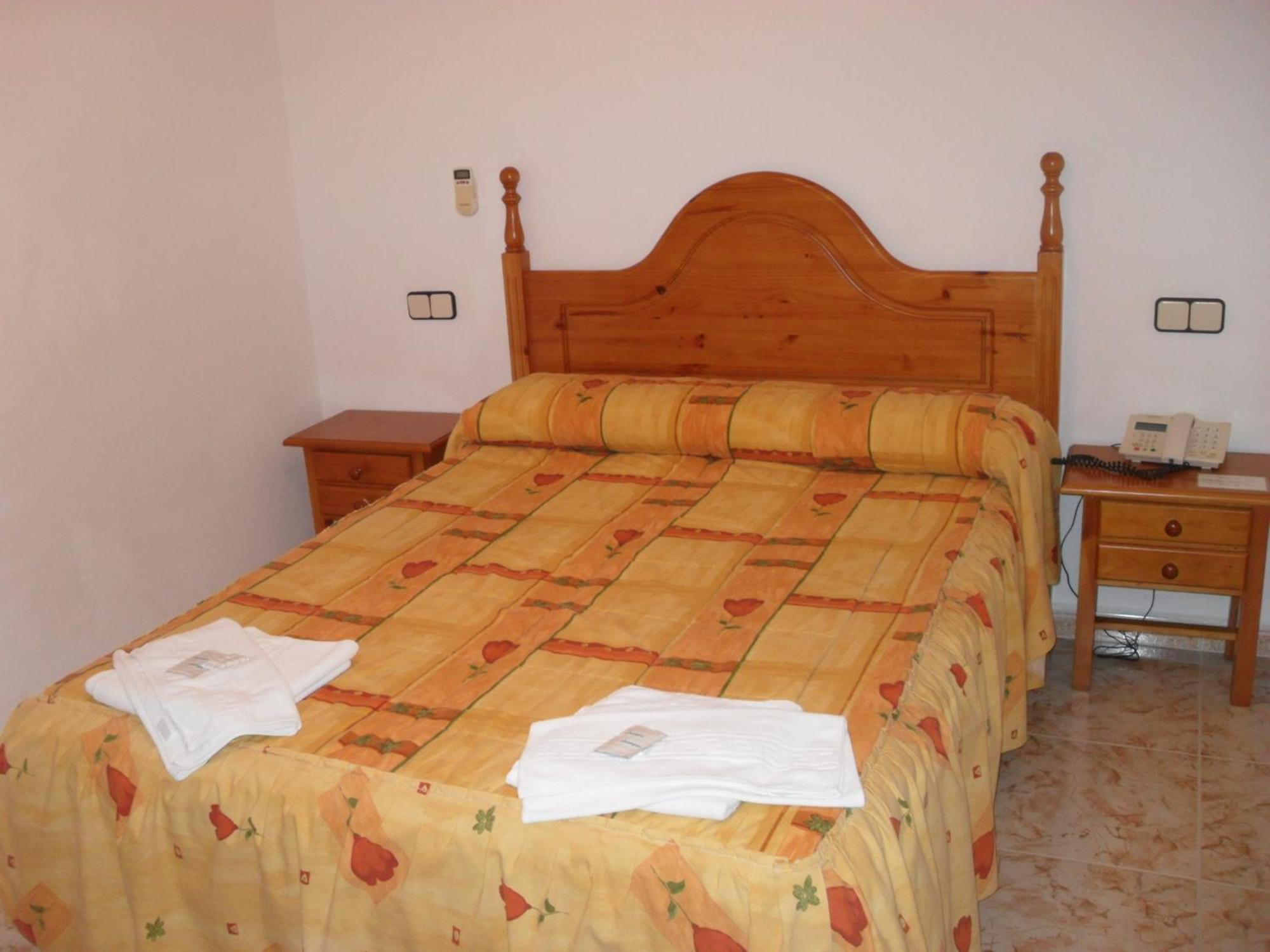 Hostal La Paz Ossa de Montiel Kamer foto