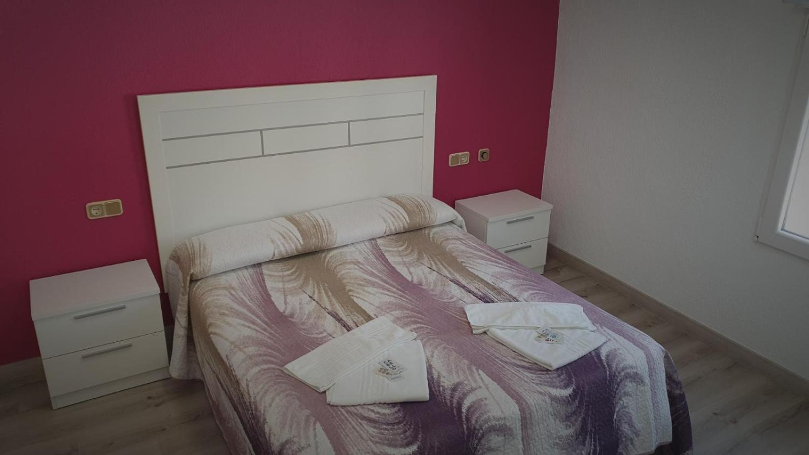 Hostal La Paz Ossa de Montiel Buitenkant foto