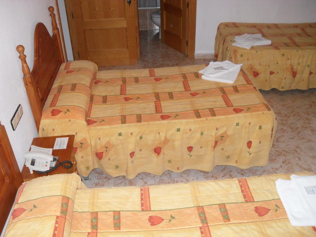 Hostal La Paz Ossa de Montiel Kamer foto
